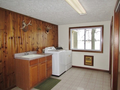 Nice Country Home and Farm Land for Auction - image 26