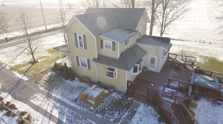 Nice Country Home and Farm Land for Auction - image 3