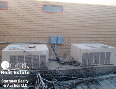 OFFICE BUILDING in ULYSSES, KS - SELLING BY PRIVATE AUCTION - image 17