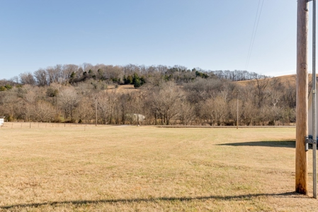 Tn Country Ranch Home 1.27 Acres For Sale Culleoka, Tn - image 33