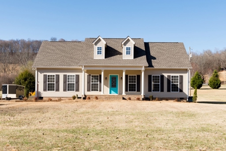 Tn Country Ranch Home 1.27 Acres For Sale Culleoka, Tn - image 1