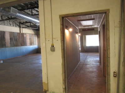 Commercial Real Estate W/ High Traffic - image 17