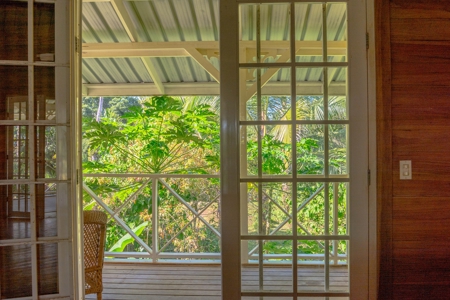 Fully Titled  Caribbean Beach home Big Creek Bocas del Toro - image 34