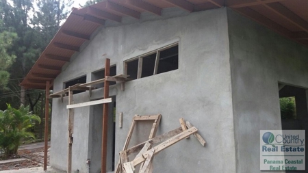 Motivated Seller for Lot in Altos Del Maria - image 2