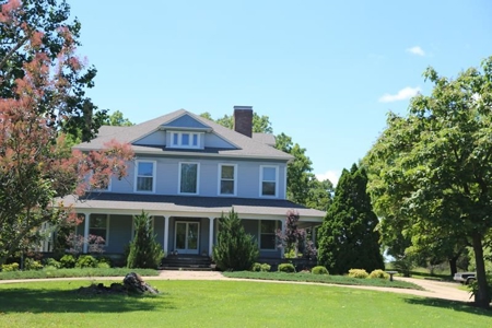 FOR SALE IN WEST PLAINS, MISSOURI-26 acres & Victorian home - image 7
