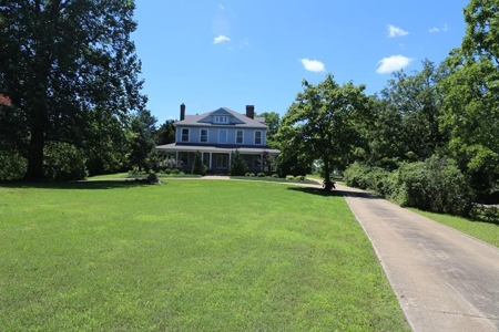 FOR SALE IN WEST PLAINS, MISSOURI-26 acres & Victorian home - image 8