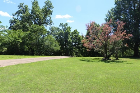 FOR SALE IN WEST PLAINS, MISSOURI-26 acres & Victorian home - image 2