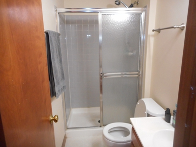 Real Estate Auction - 2 Story, 3 Bedroom Home - Delaware, OH - image 8