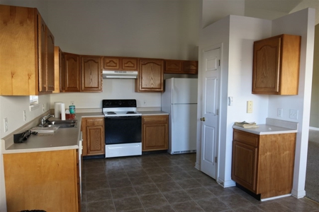 Pendleton Indiana Home for Sale - Madison County - image 4