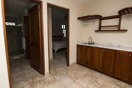 AUCTION -- Income-Producing Hotel in Jaco, Costa Rica - image 14