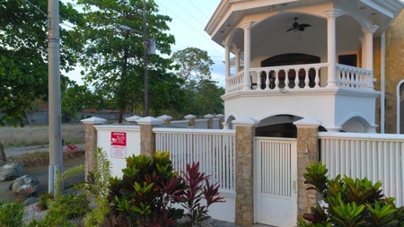 Auction!! Beautiful Beachfront Luxury Home On Jaco Beach - image 2