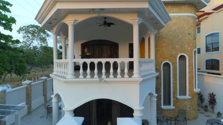Auction!! Beautiful Beachfront Luxury Home On Jaco Beach - image 3