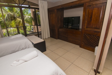 Auction -- Beautiful Beachfront--Jaco Beach, Costa Rica - image 15