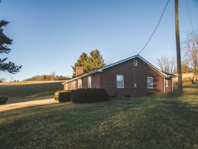 Country Home and Land for Sale in Floyd VA at Auction! - image 19