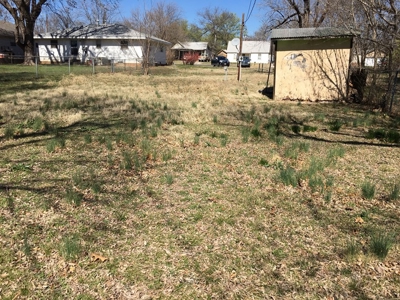 Lot for Sale in Perry, OK | 416 Ivanhoe - image 4