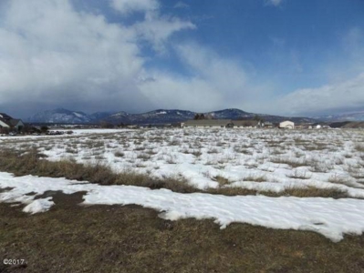 Commercial Property For Sale - image 4