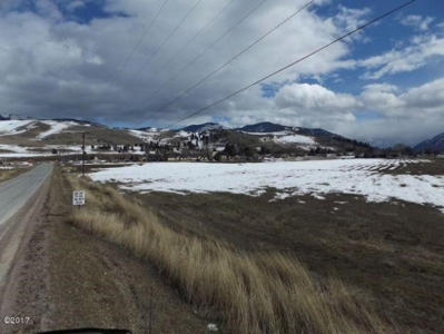 Commercial Property For Sale - image 17