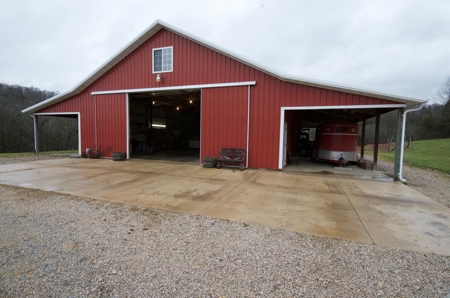 Historic Home, Barn and Acreage for Sale in Marthasville MO - image 1