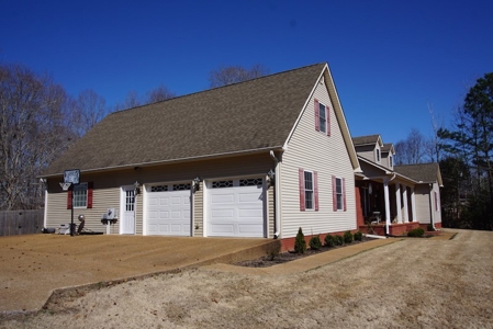 Tennessee Country Home for Sale with acreage - Parsons TN - image 10