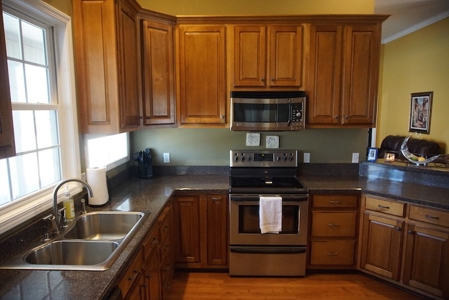 Tennessee Country Home for Sale with acreage - Parsons TN - image 15