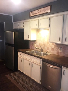 Operating Vineyard and Remodeled Home for Sale in Texas - image 17