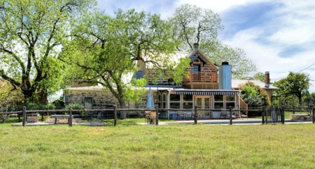 Historic Farmhouse on 22 acres for sale - Fredericksburg TX - image 20