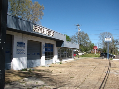 Commercial Building & Land For Sale In Adamsville, Tn - image 4