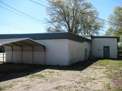 Commercial Building & Land For Sale In Adamsville, Tn - image 10
