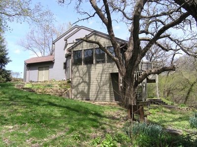Contemporary Home in Galena, IL - image 29