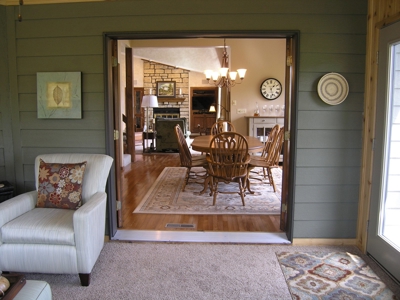Contemporary Home in Galena, IL - image 5