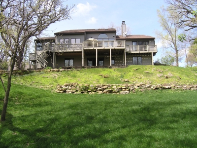 Contemporary Home in Galena, IL - image 26
