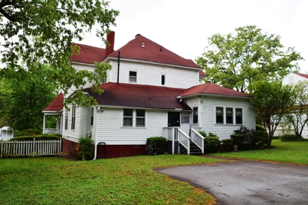 Historic Victorian Home in Jackson, TN; Madison County - image 7