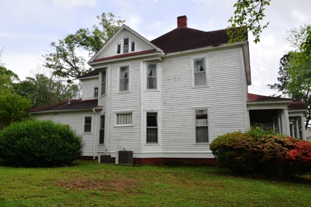 Historic Victorian Home in Jackson, TN; Madison County - image 24