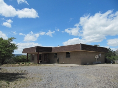 Great Mountain Views And Grid Tied Solar Outside Silver City - image 37