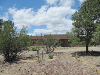 Great Mountain Views And Grid Tied Solar Outside Silver City - image 36