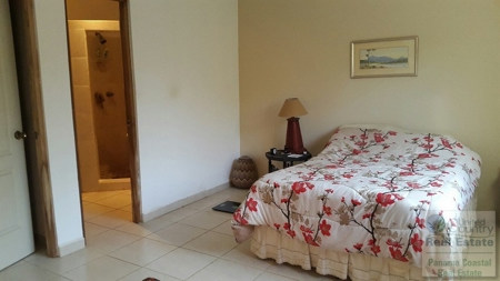 ***********SOLD***************4 Bedroom Coronado Beach House - image 11