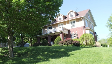 Historic 2 1/2 Story Home Sits On Large Lot - image 24
