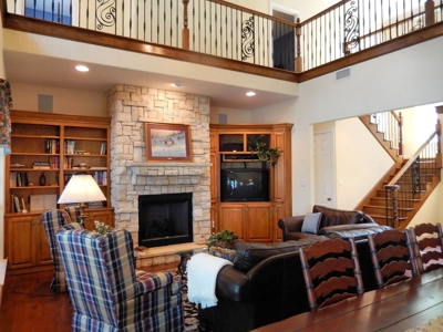 Luxury Waterfront Home On Hideaway Lake In East Texas - image 9