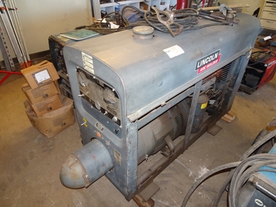 Gerald E Little Estate Auction! - image 4
