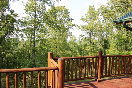 Stunning Log Home in Central KY on 50 Acres - image 18