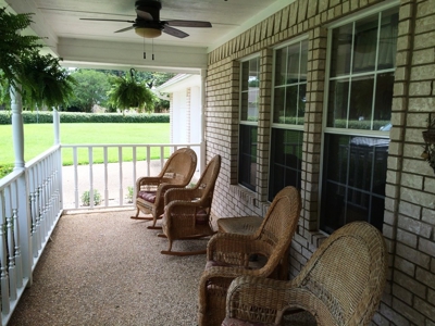Lake Palestine Home In Cape Tranquility - image 4