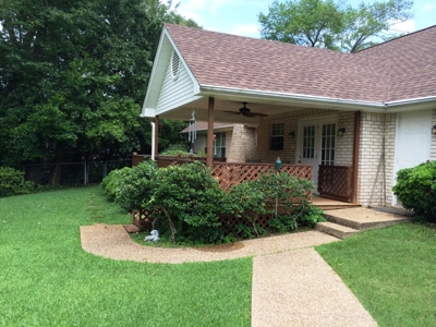 Lake Palestine Home In Cape Tranquility - image 35