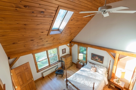 Maine Oceanfront Cottage for Sale in Brooklin - image 13