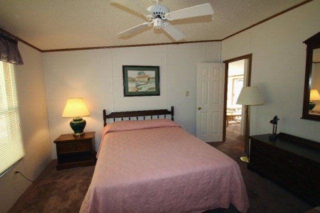 A Place at the Lake !  Lake Gaston Littleton NC - image 7