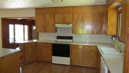 Farm For Sale in Greenfield, Missouri - image 13