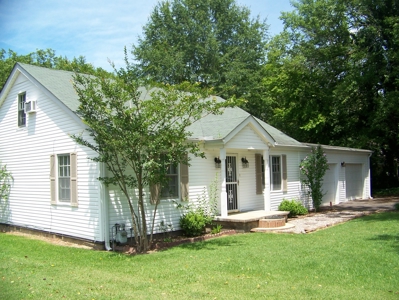 Affordable Home For Sale In Adamsville, Tn Near Shopping - image 1