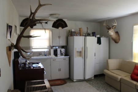 Hunting Lodge - Country Home in Ashland, Kansas - Red Hills - image 44