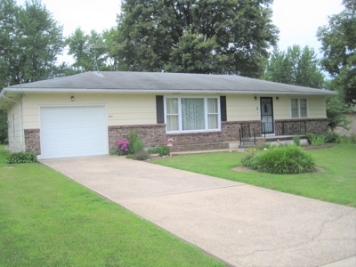 Great House For Sale in Stover Missouri! - image 1
