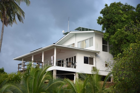 Stunning, Bocas del Toro, Coastal Oceanfront Home Panama - image 1