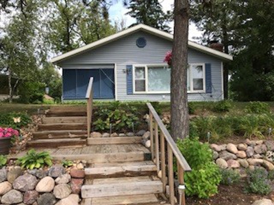 Waupaca Chain O' Lakes Home for Sale on Miner Lake - image 25